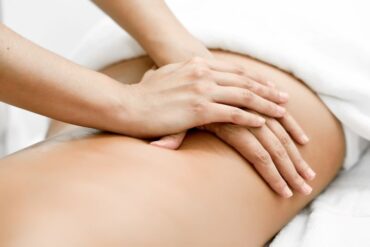 Gesichts-, Hand- u. Fußmassage